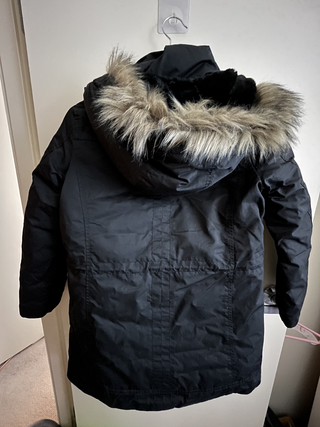 Banana Republic winter coat image indicator(3)