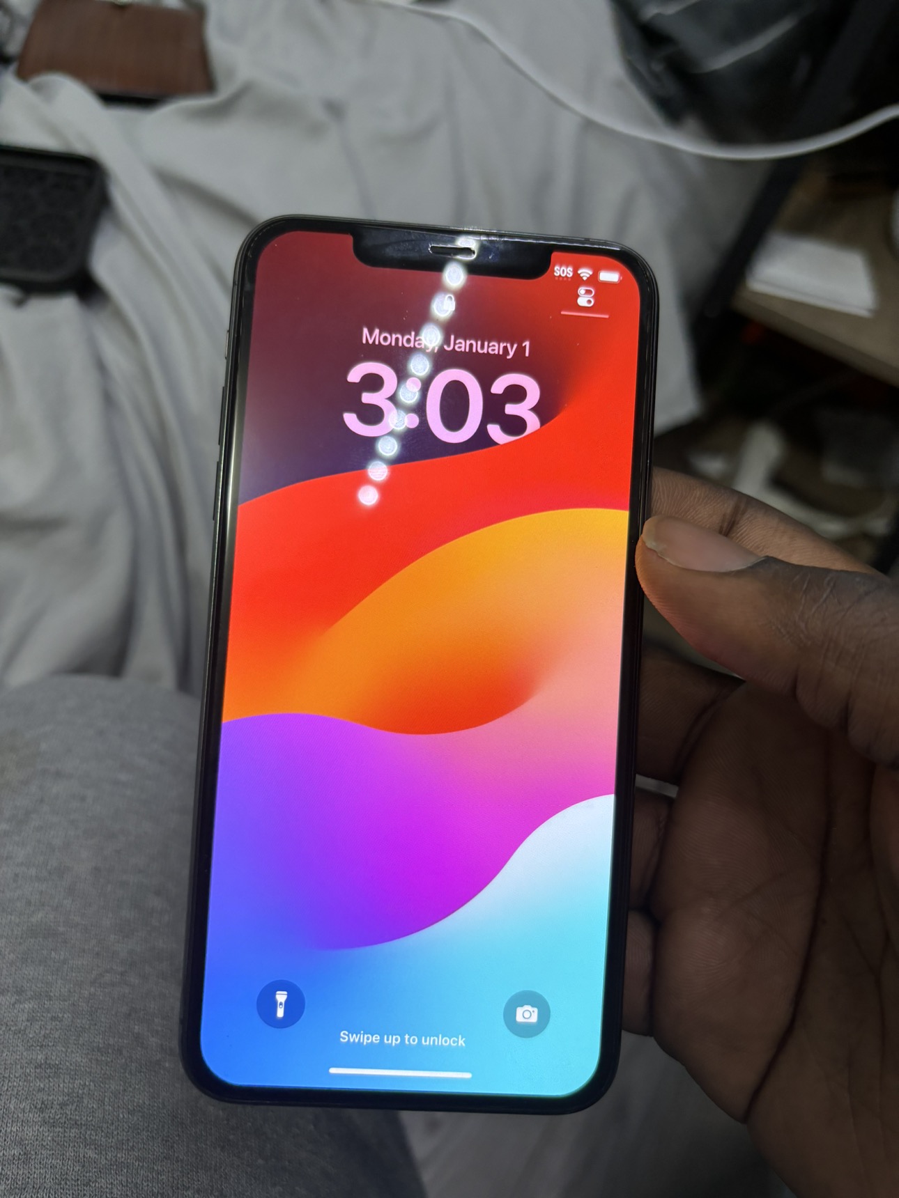 iPhone 11 Pro Max (64GB) for sale image indicator(2)