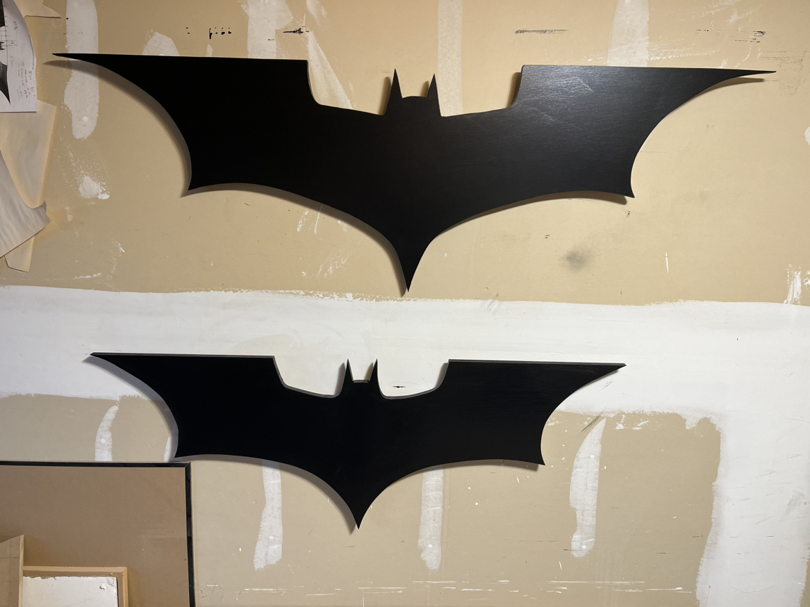 Batman logo wall mount image indicator(3)