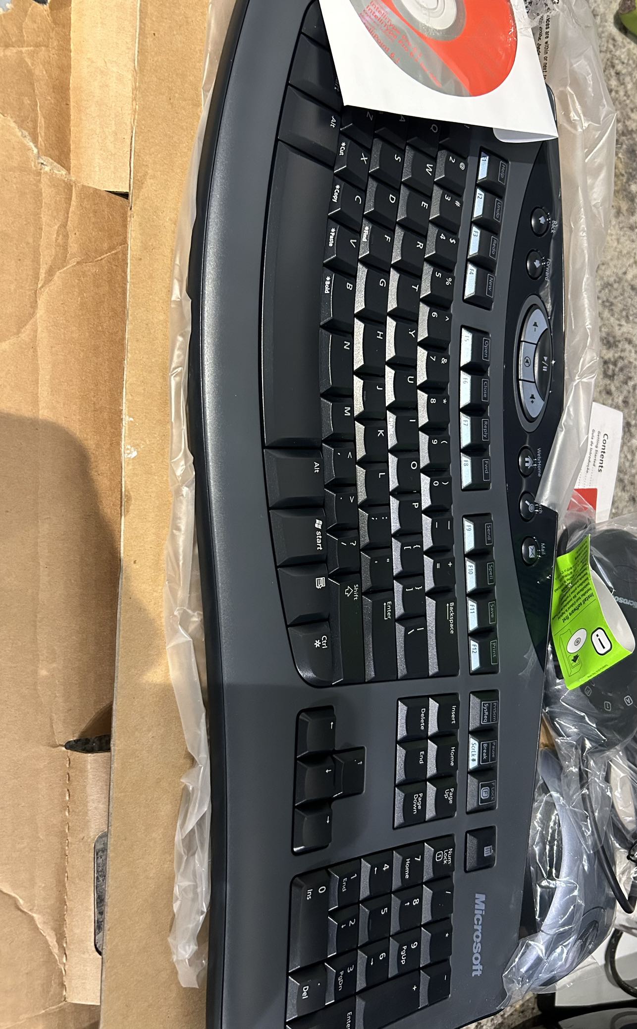 Keyboard/Wireless Mouse - photo 2