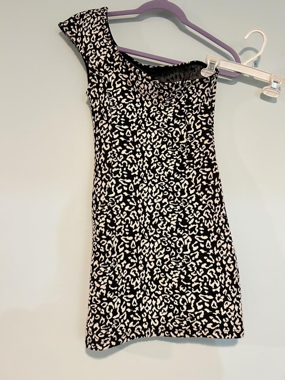 Short fitted one shoulder dress