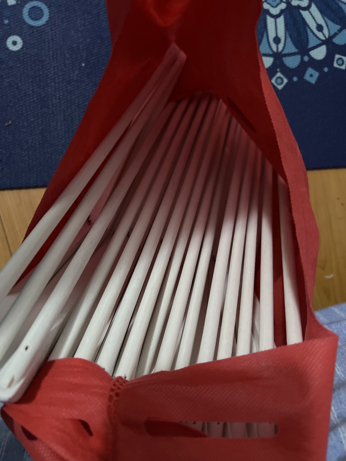 15 White Wooden Hangers - photo 2