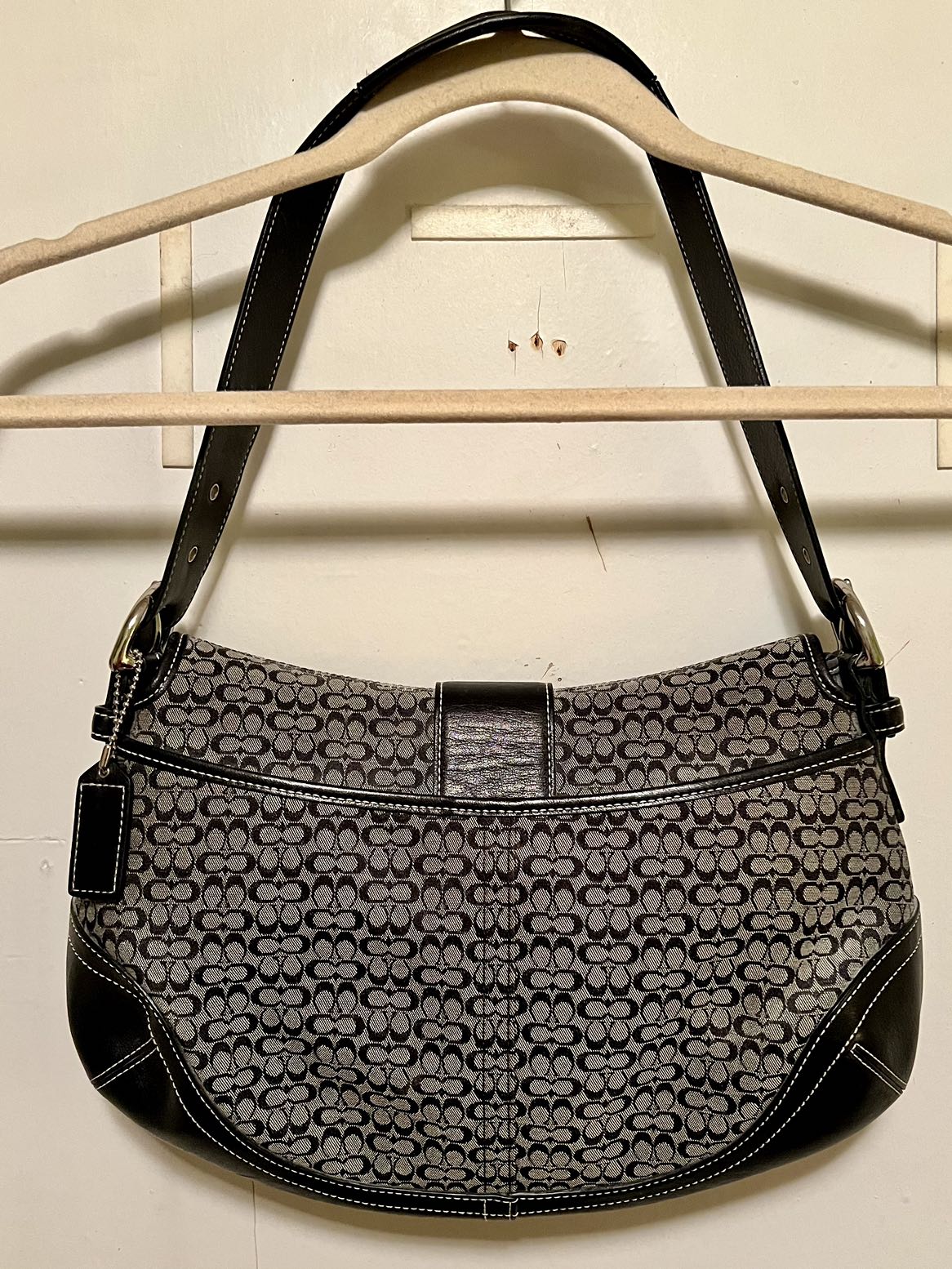 Coach 6808 Vintage Signature Buckle Hobo Bag - photo 2