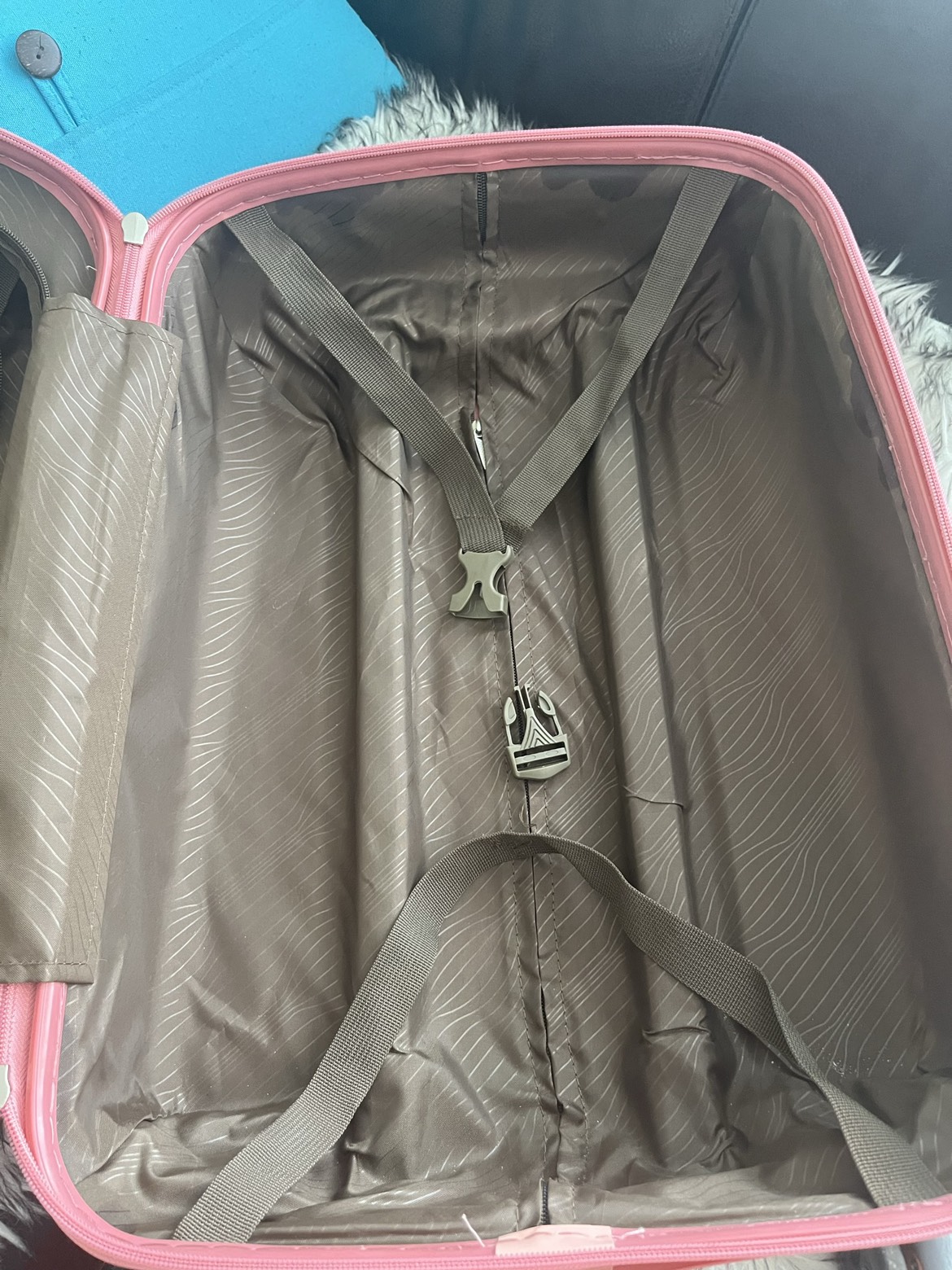 Carry on luggage image indicator(4)