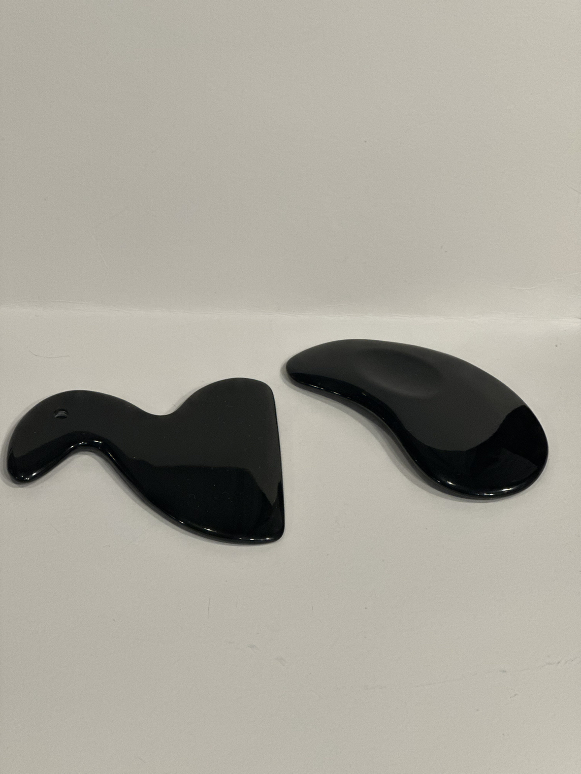 Massage stick Chinese tradition 牛角板刮痧 image indicator(2)