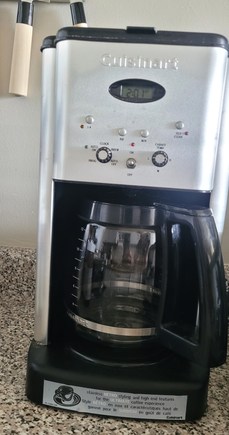 🥕  Coffee maker Cuisinart (day 1 kitchen) thumbnail