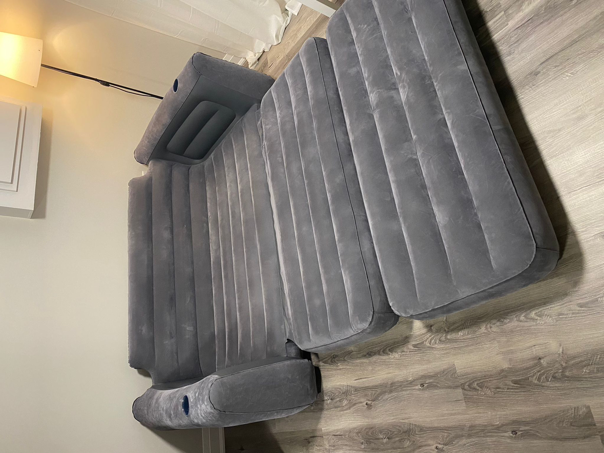 Inflatable sofa