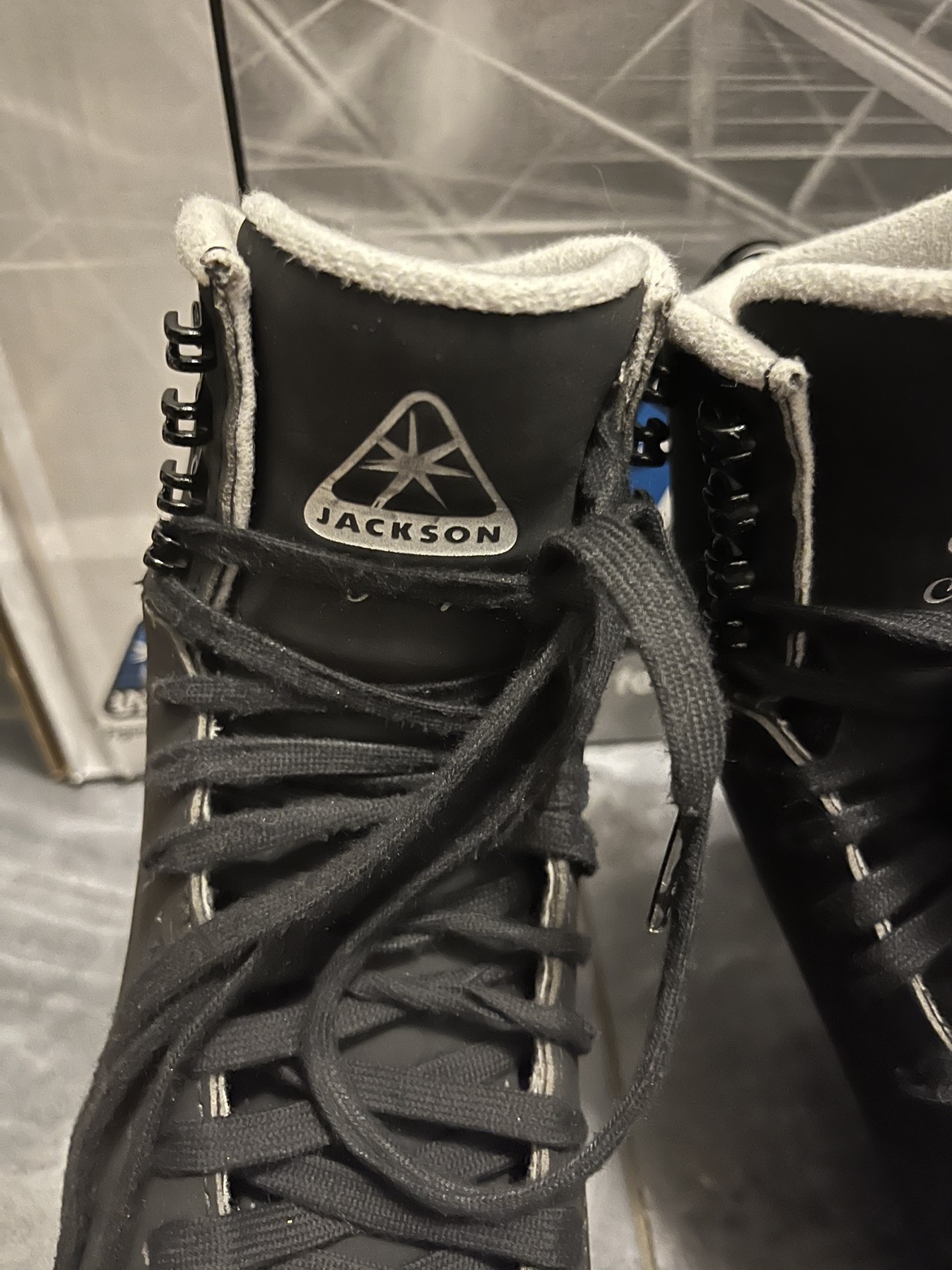 Jackson Black Mystique Figure Skates - 4 image indicator(6)