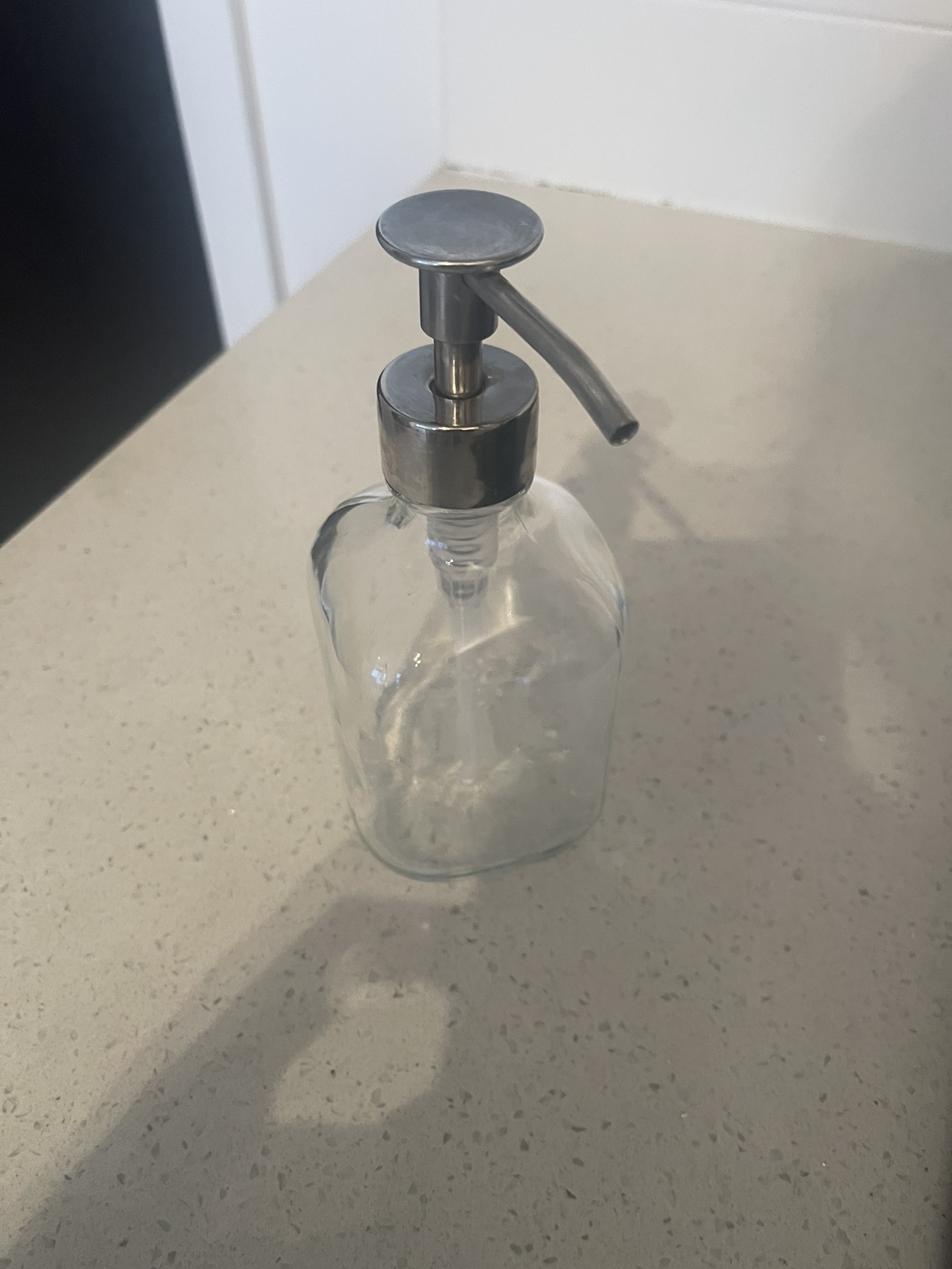 3 soap dispensers - photo 2