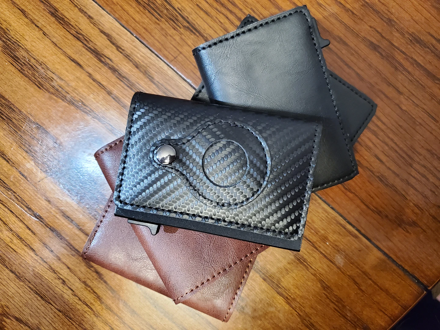 Smart Wallet with Airtag Pocket - photo 2