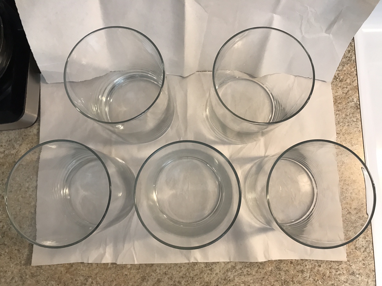 Party Supplies: Glass Vases 5.5”x3.5” image indicator(2)