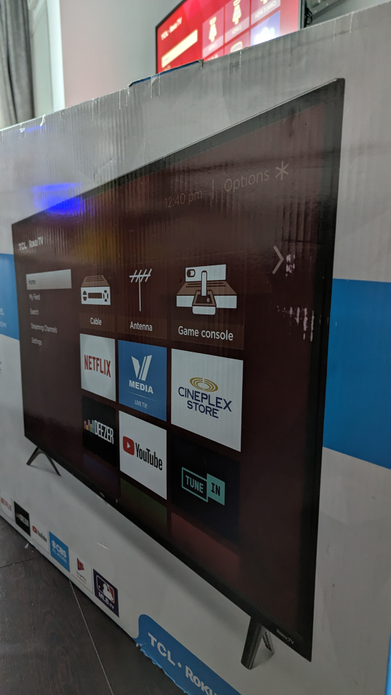 TCL Roku TV 40" - photo 2