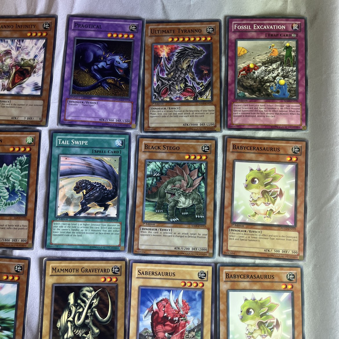 YuGiOh Dinosaur Lot - 1st Edition Playable Deck trading cards image indicator(5)