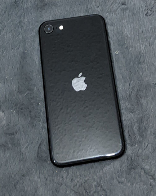 iPhone SE 2020 - photo 2