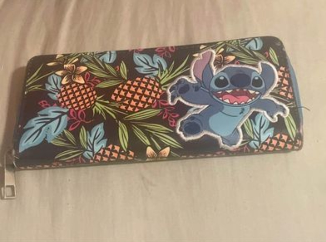 Stitch wallet