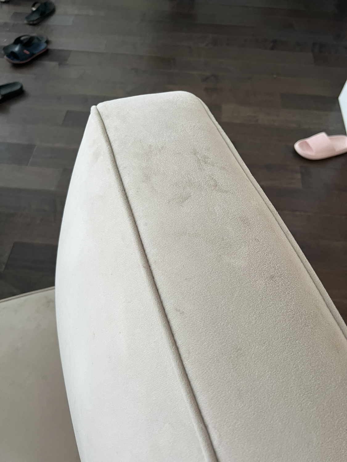 Free two chair sofas - photo 3
