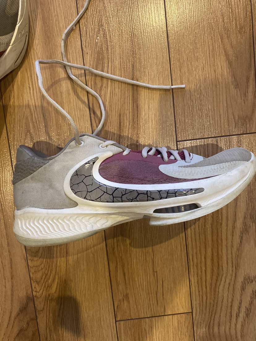 Basket ball shoes - photo 2