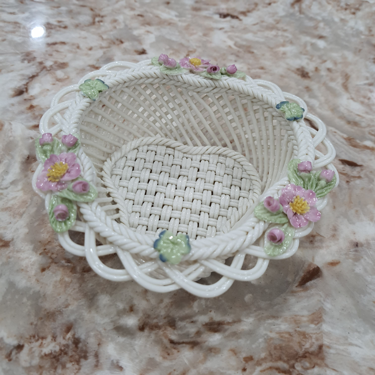 Belleek Baskets