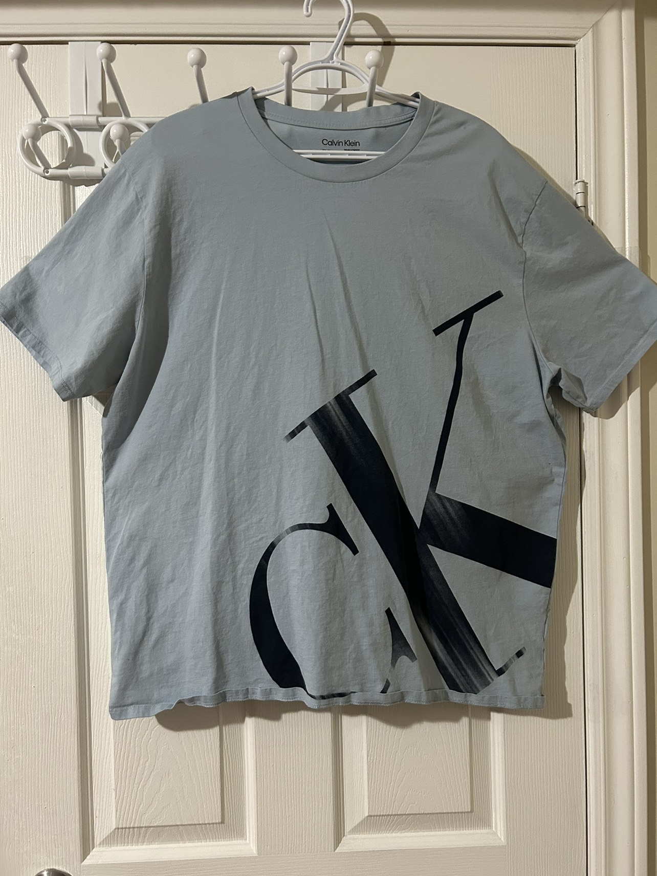 Calvin Klein Men’s T-Shirts image indicator(4)