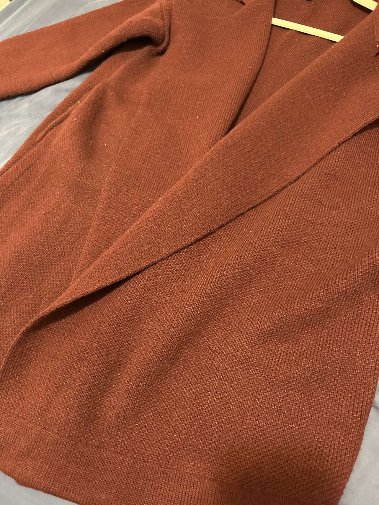 Coat dark red image indicator(2)