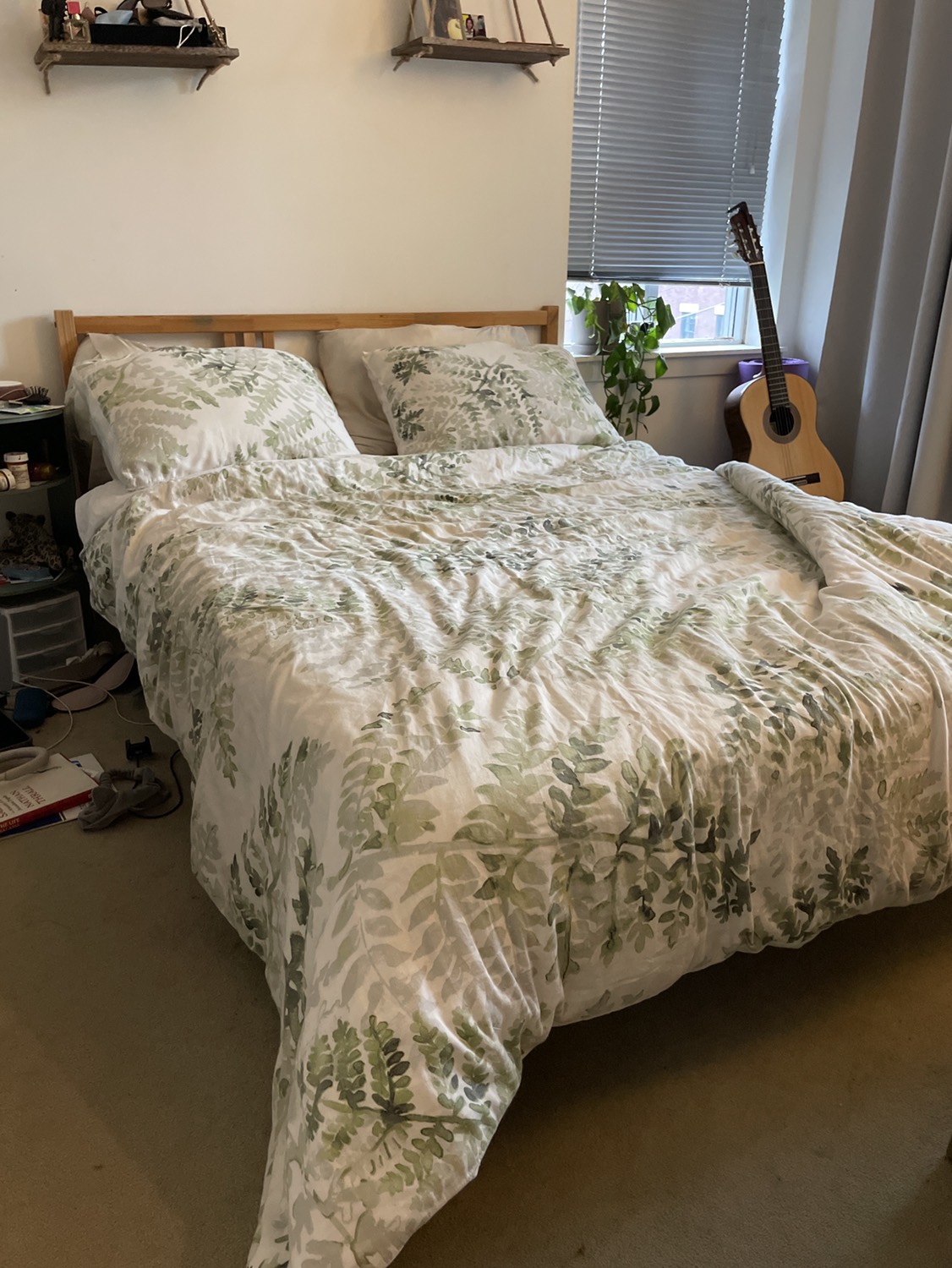 Full bed frame