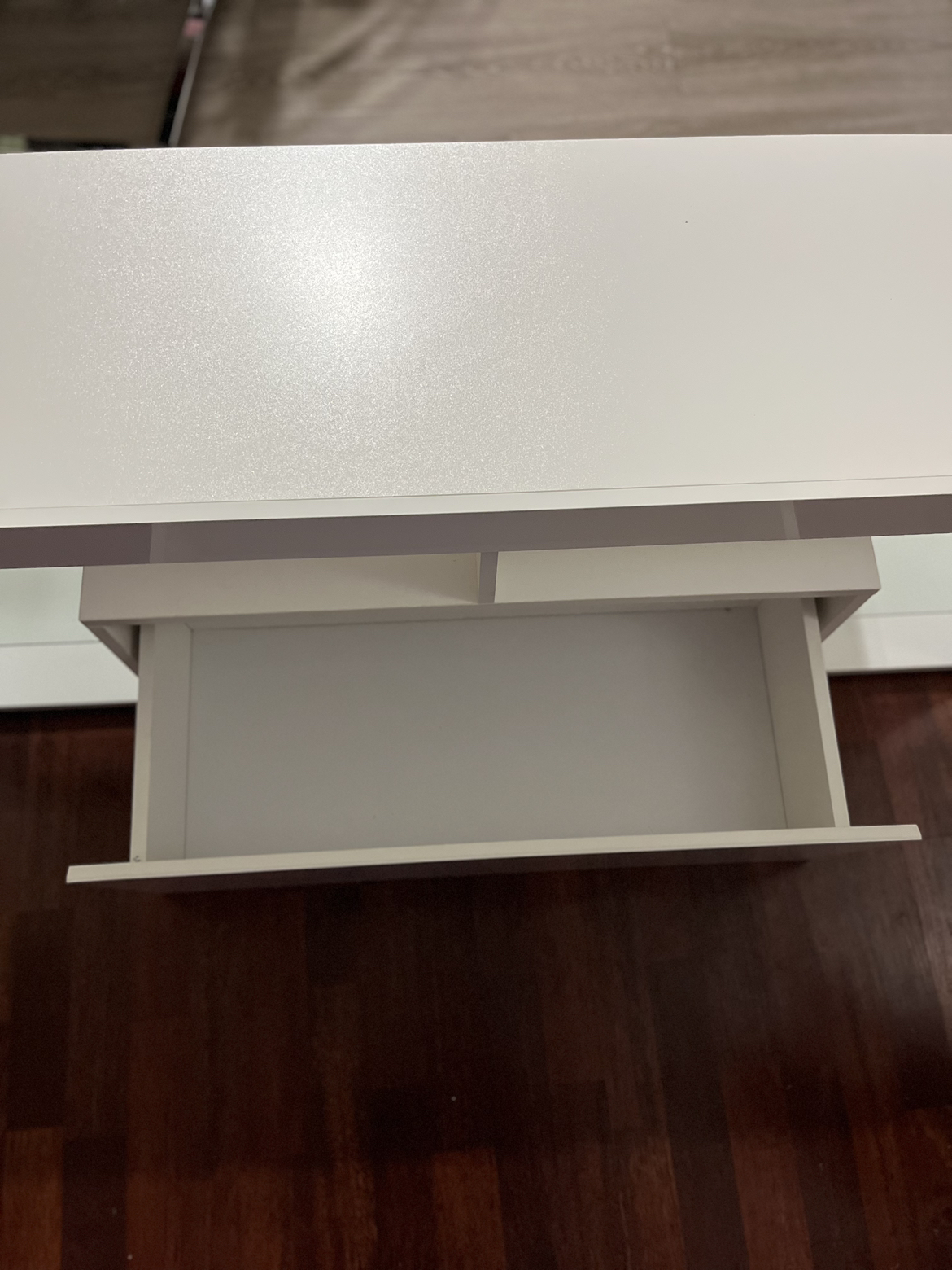 Modern Tv Stand - photo 4