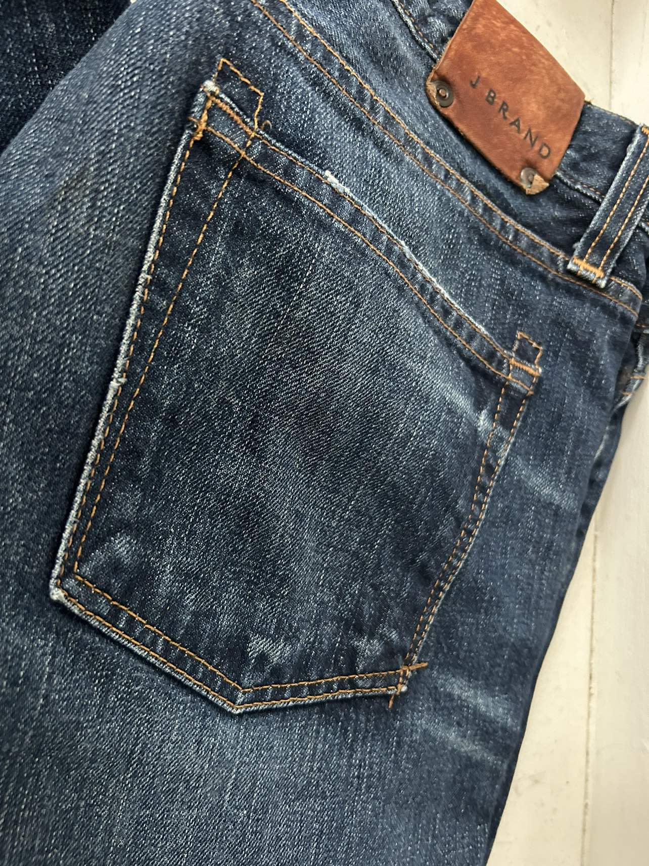 J brand mens jeans image indicator(6)