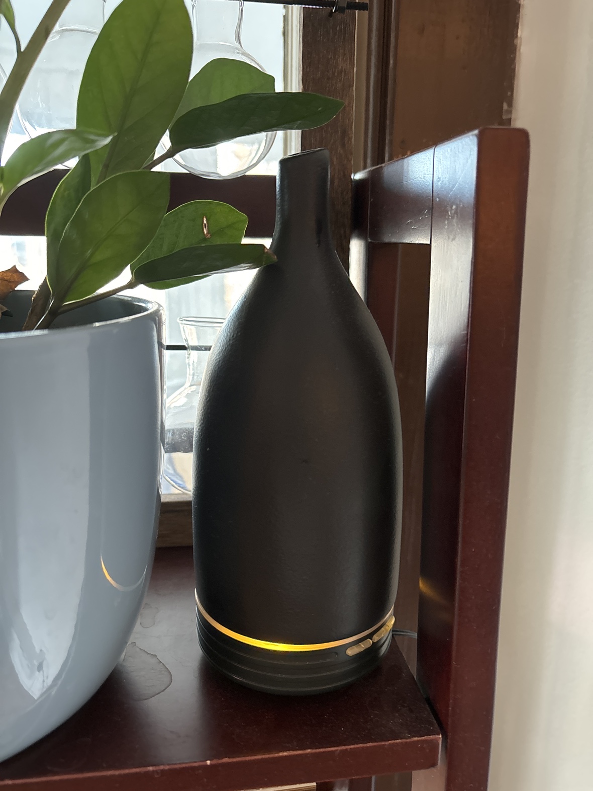 Essential oil diffuser