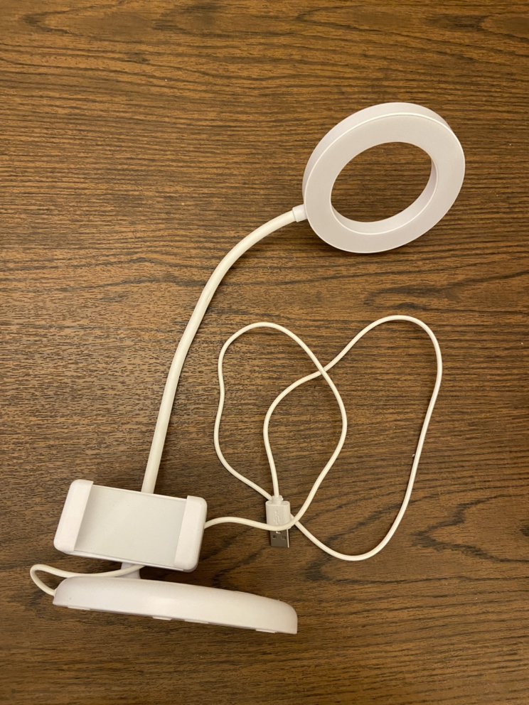 Desktop Ring Light with Phone Holder - photo 3