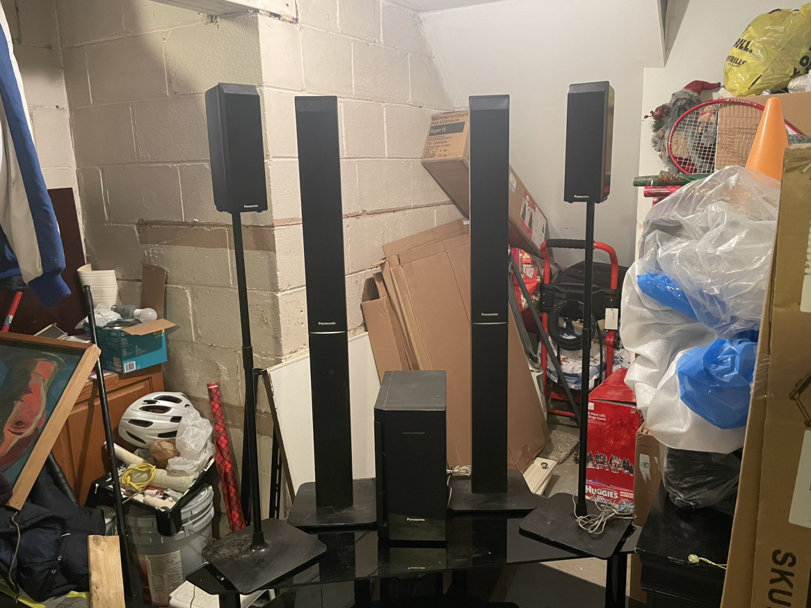 Panasonic 5.1 surround sound speakers image indicator(2)