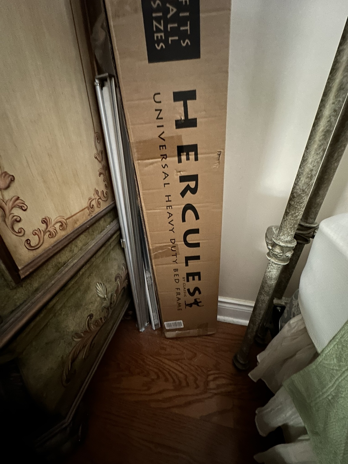 Heavy Duty Bed Frame - photo 2