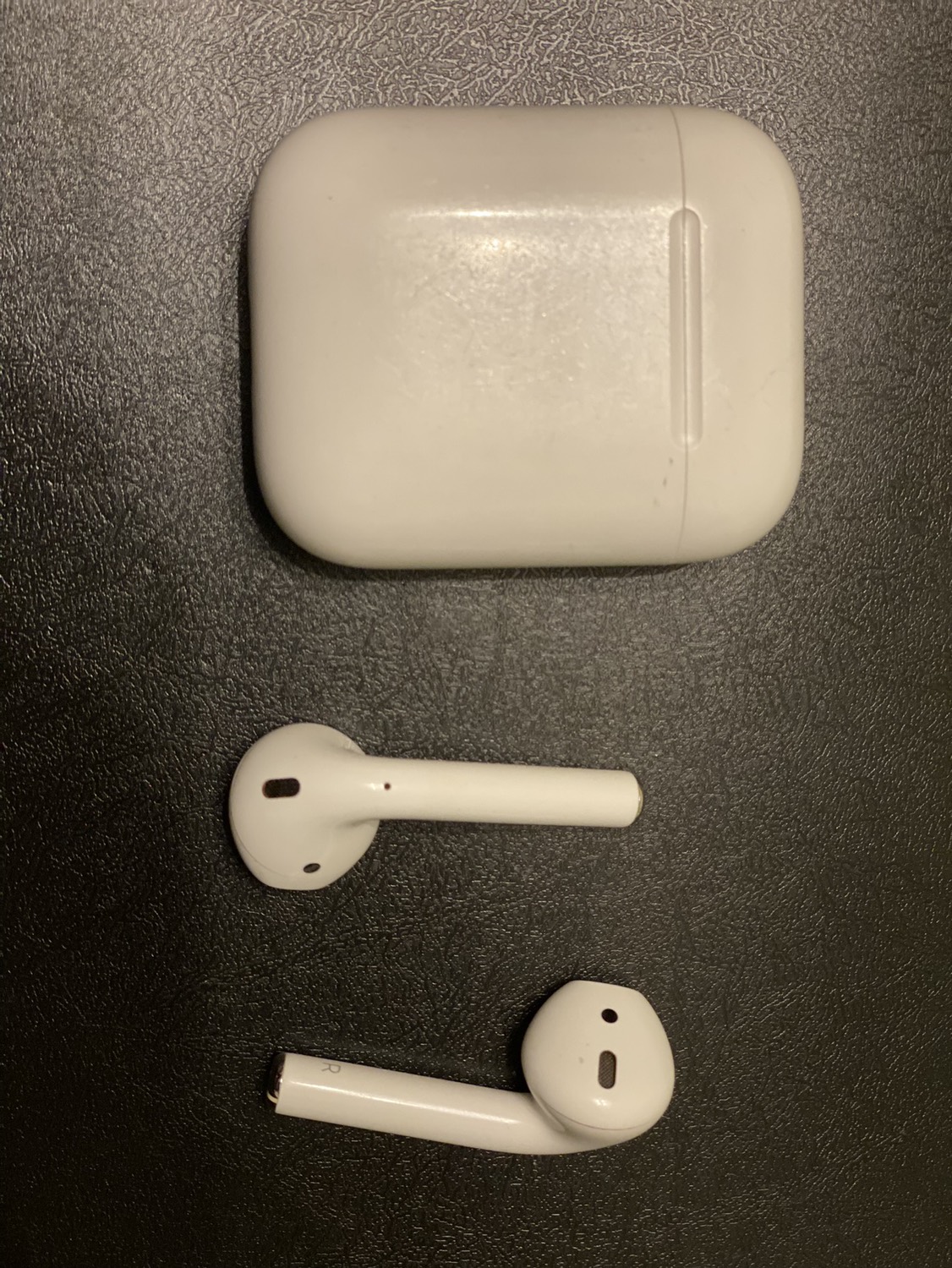 Apple AirPods - photo 5