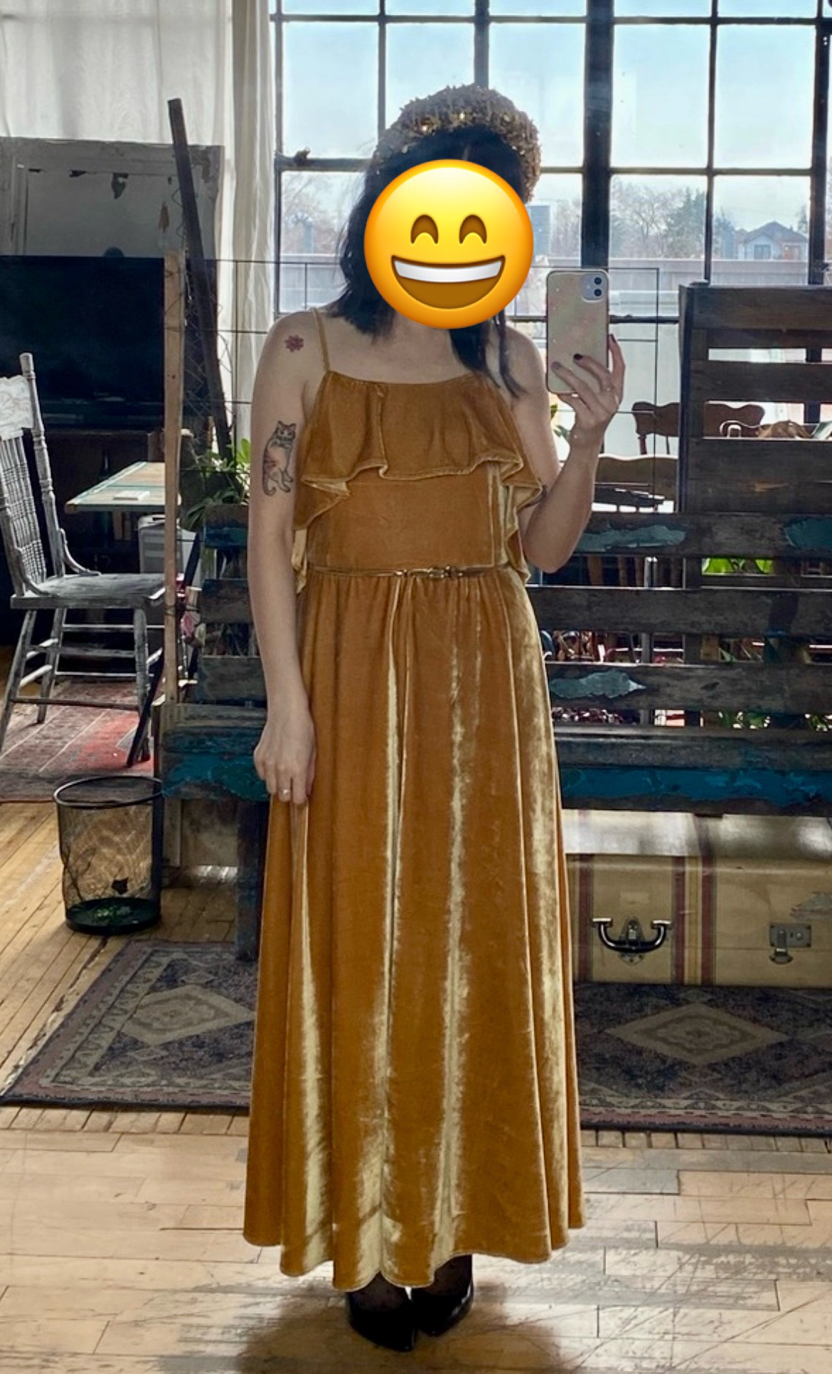 Vintage crushed velvet golden yellow long dress image indicator(7)