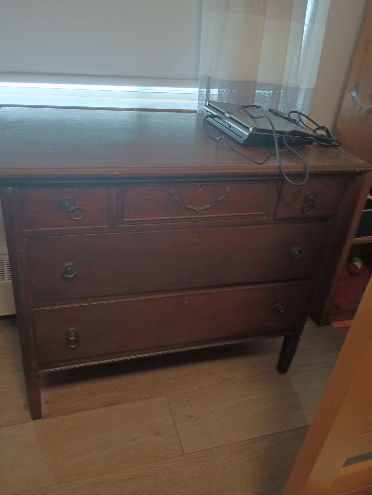 dresser - photo 2