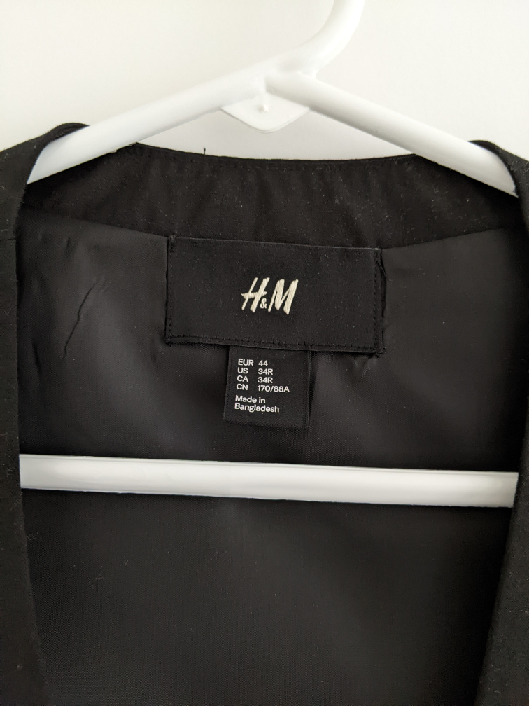 H&M Men's Waistcoat (Black) image indicator(3)