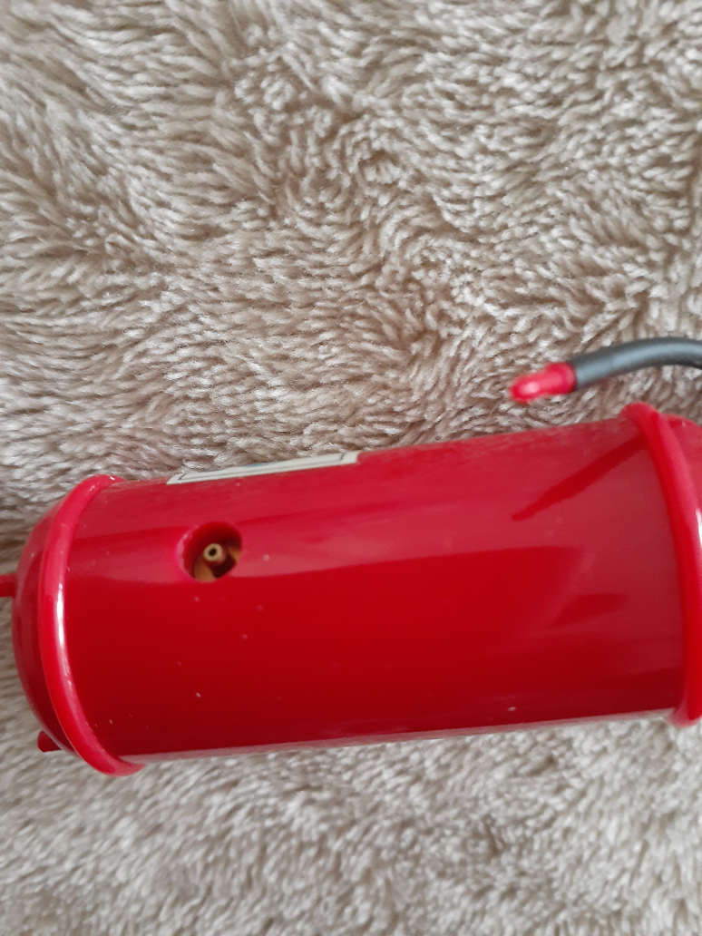 Fire extinguisher lighter 2X ( Free Butane Gas with purchase) image indicator(3)
