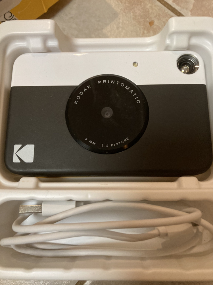 Instant camera - photo 2