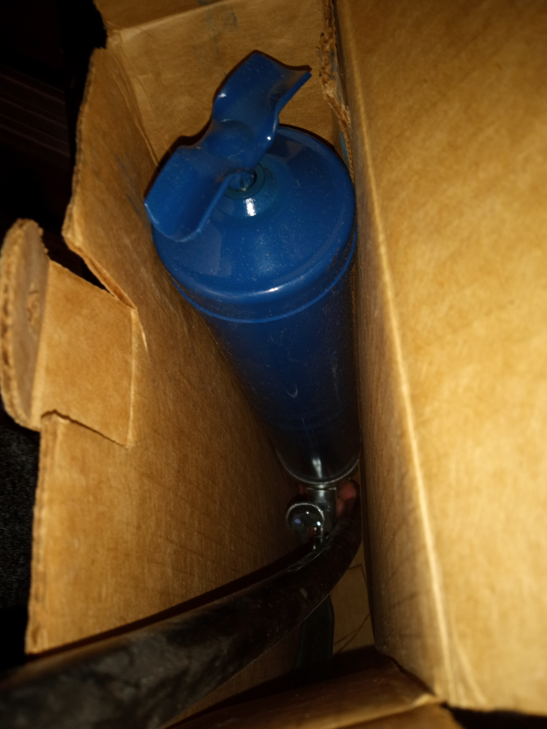 BRAND NEW GREASE GUN $50 - photo 3