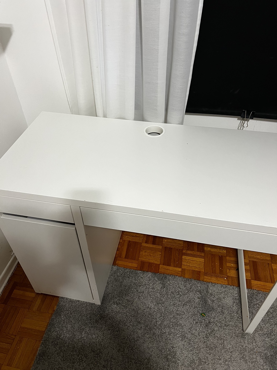 Desk ikea - photo 2