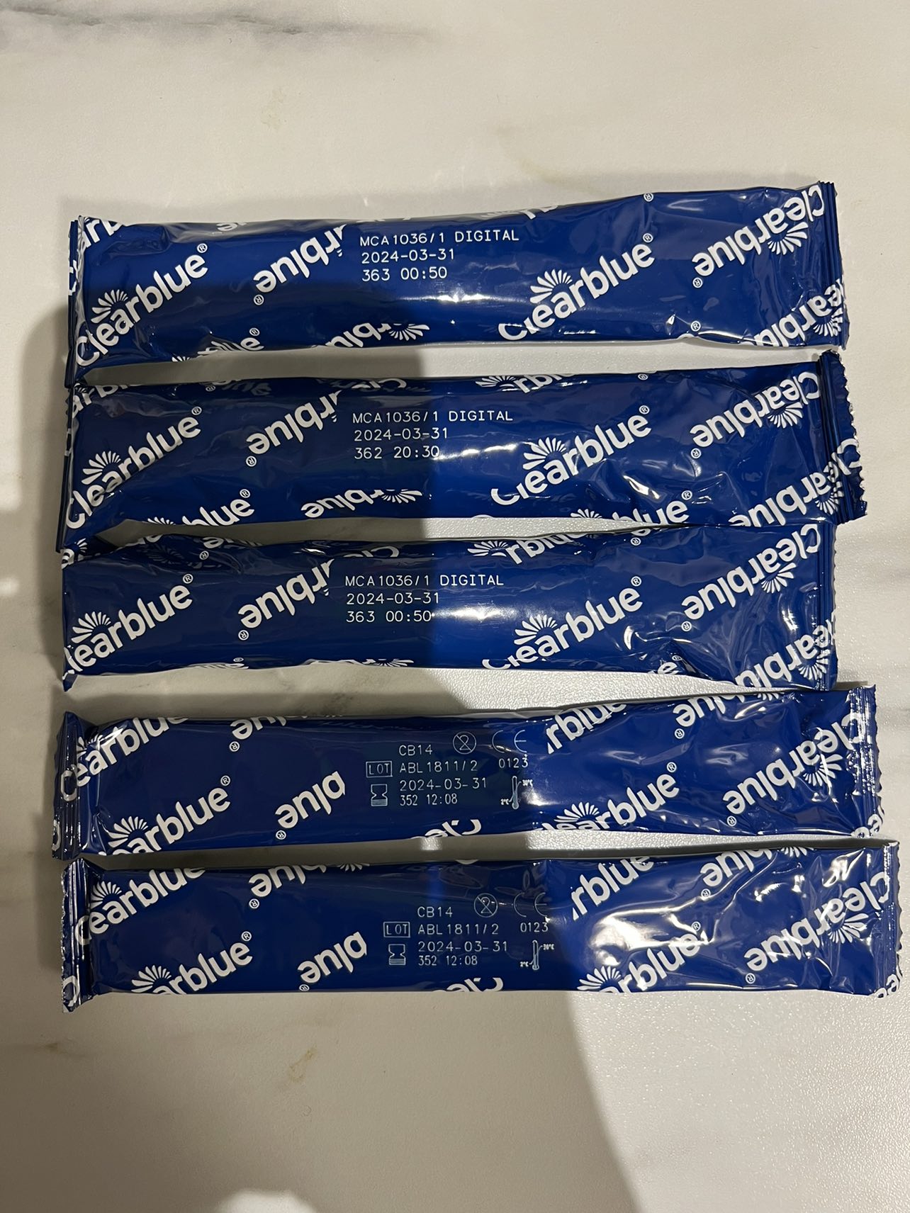 Clear Blue Pregnancy Tests (3 digital, 2 visual)