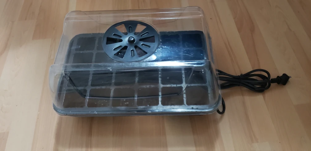 Plants/ herbs green house indoor image indicator(2)