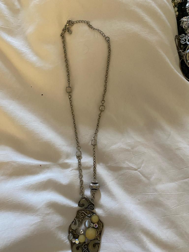 Bowls - 8 ceramic bowls image indicator(3)