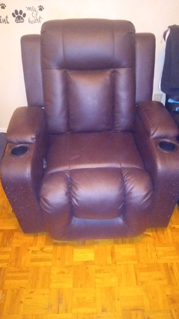 Massage/reclining chair with swivel base