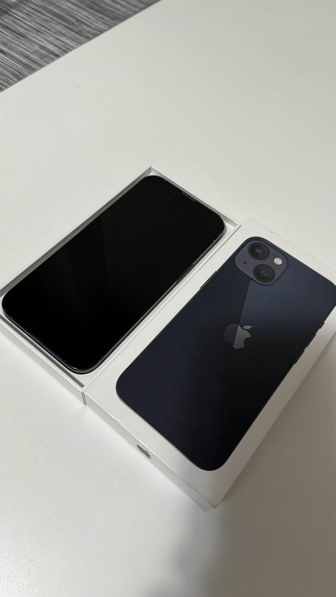 iPhone 13