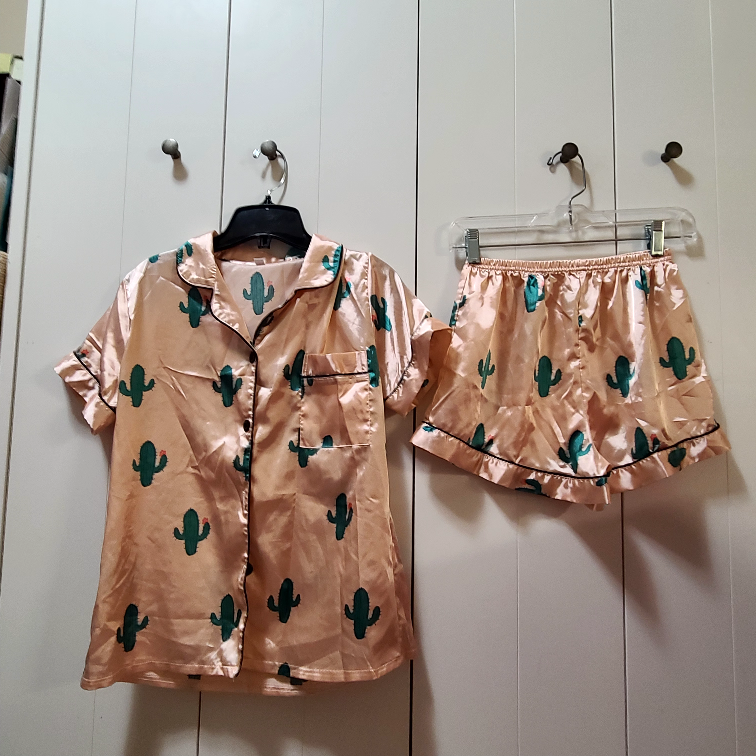 sleepwear