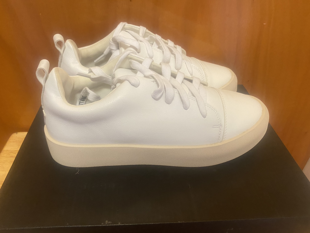 MATT & NAT SNEAKERS **Sz 7 woman** $60 thumbnail
