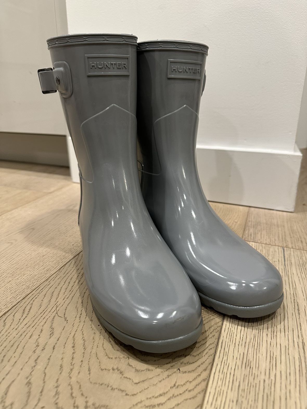 Hunter Refined Slim Fit Short Gloss Rain Boots thumbnail