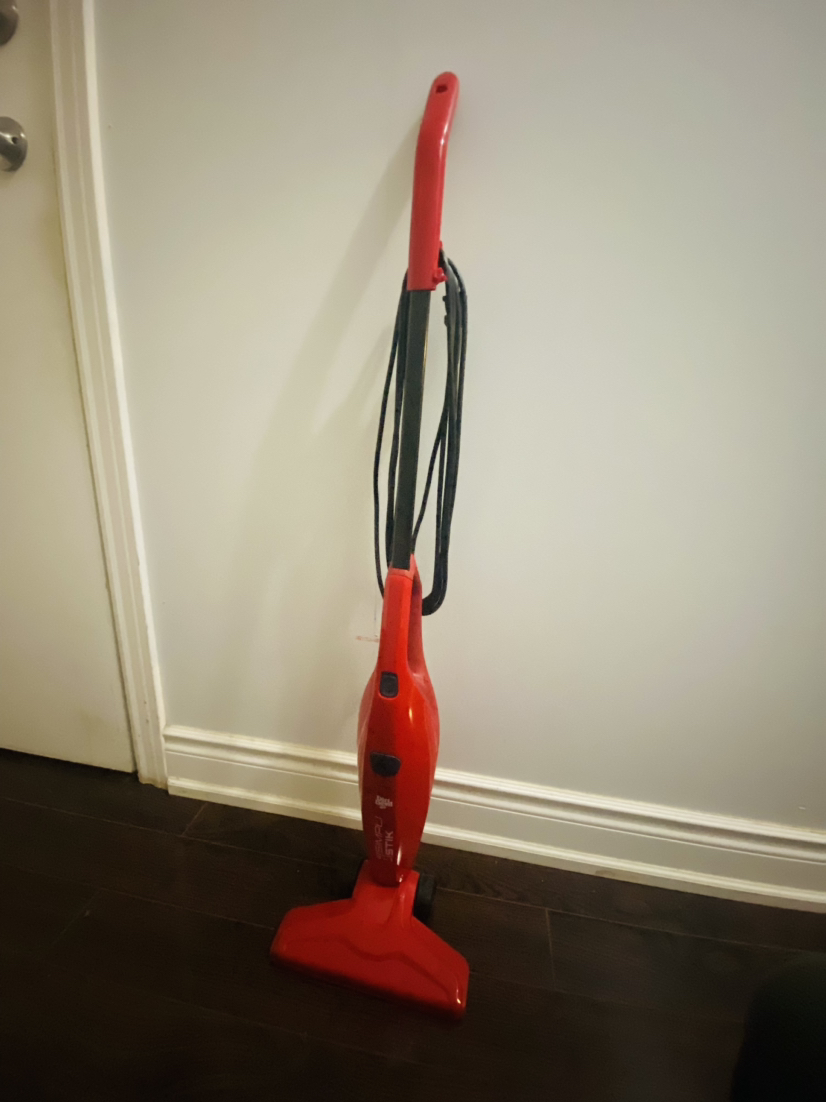 Dirt Devil Simpli-Stik Vacuum Cleaner