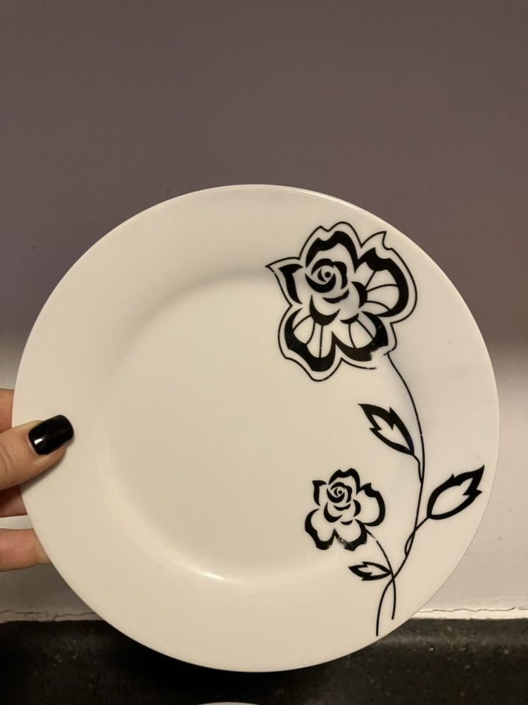 7 dessert plates - photo 2
