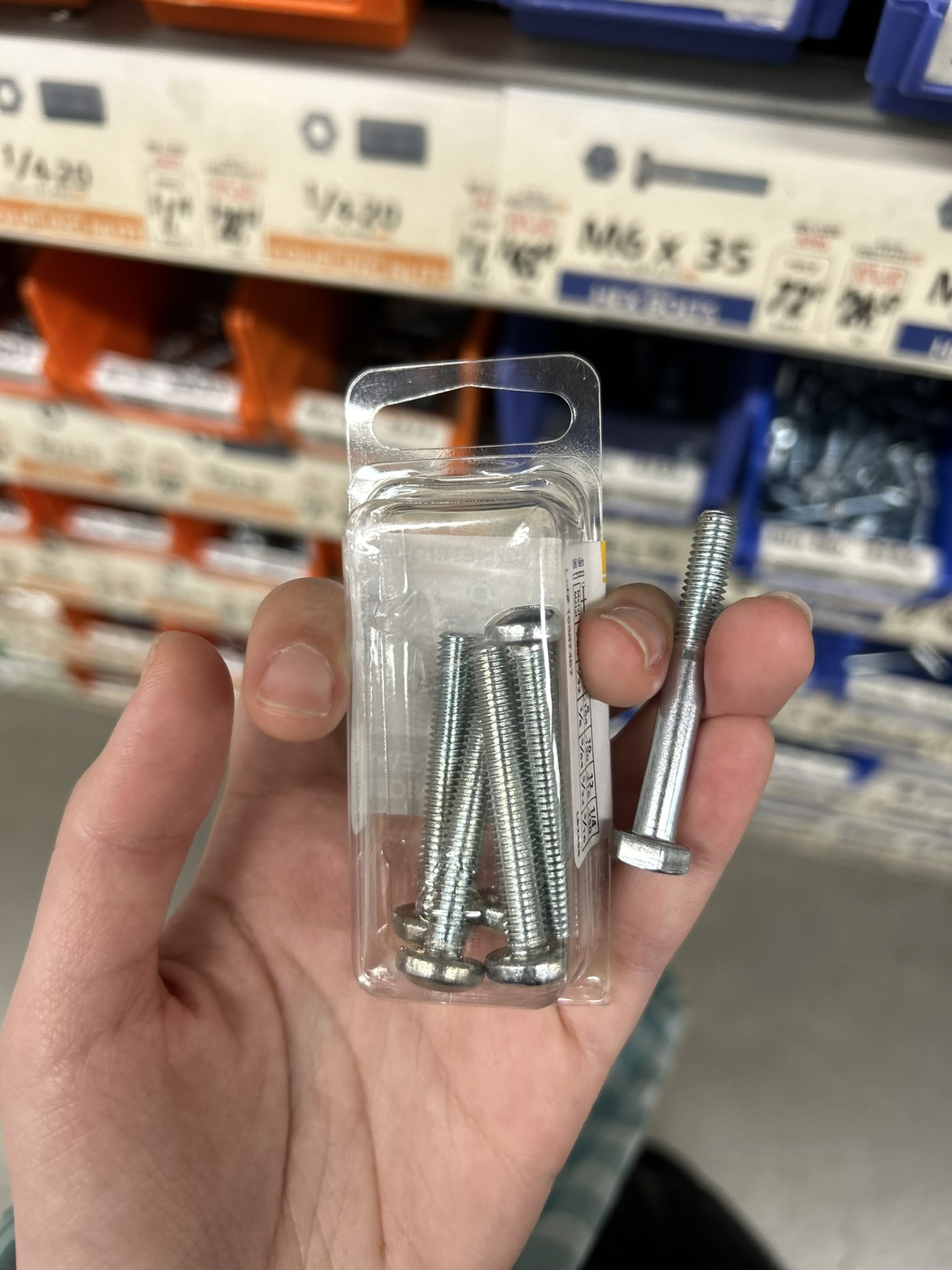 5 unused M6 screws 40mm